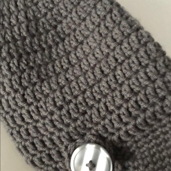 Gray slouchy beanie hat 20 - 22 inches stretchy New hand crochet by me - Picture 8 of 8